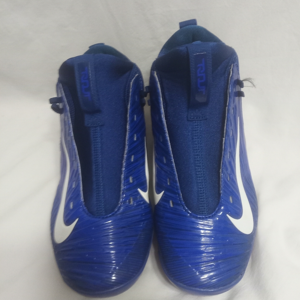 Mike Trout baseball cleats size 4y Nike